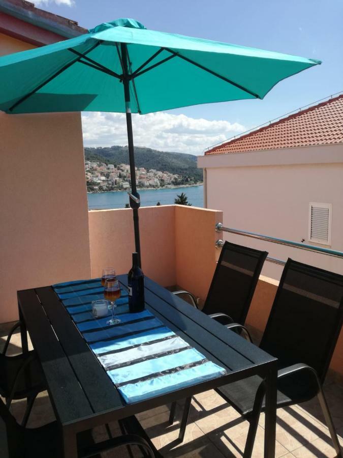 Apartman Adriatic 特罗吉尔 外观 照片